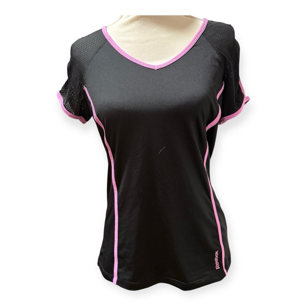 Reebok Women's Black and Pink‎ V-Neck Top - Picture 2 of 10